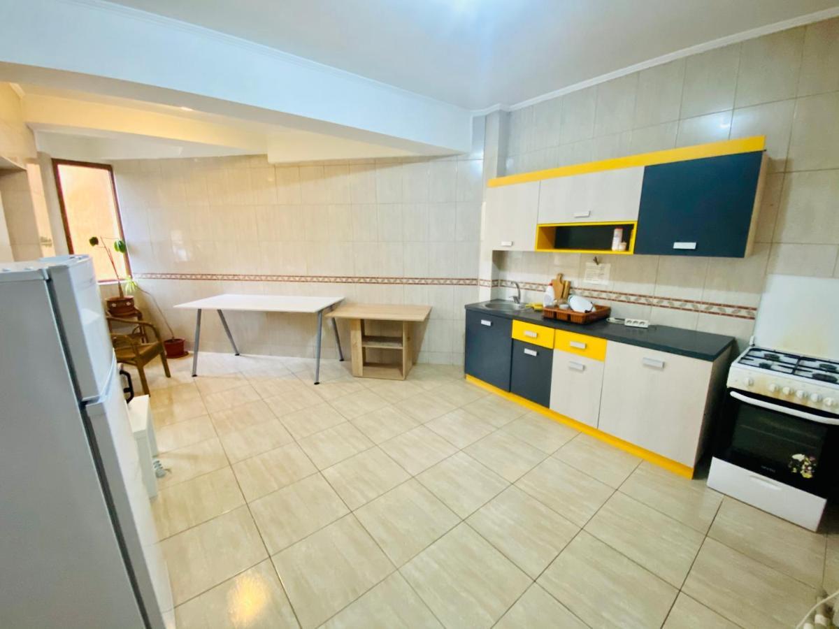 Ferienwohnung Apartament Central Constanţa Exterior foto